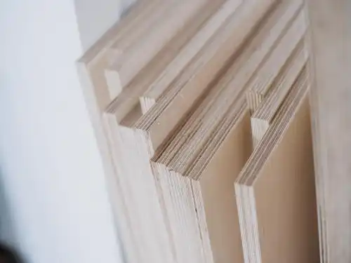 What Thickness Options Are Available for Poplar Core Plywood Applications?